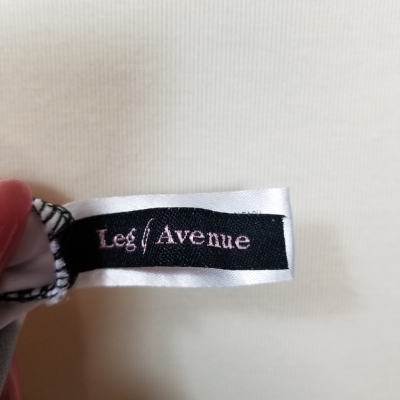 Leg Avenue Referee #69 Costume Halloween Women's M/L Zip-Up Halter Top Dress - Picture 9 of 10